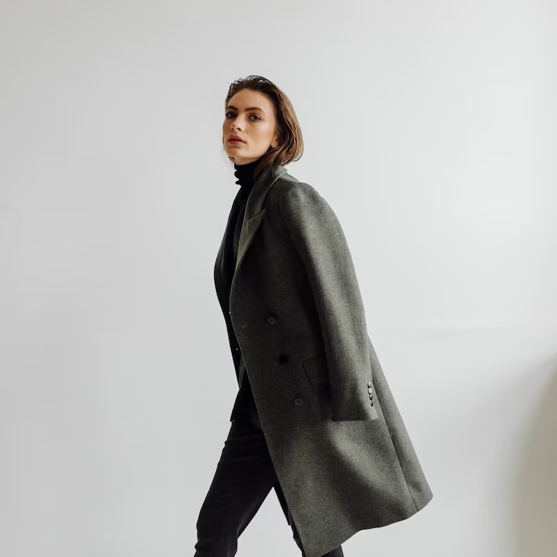 Elegant Suit - Image 3